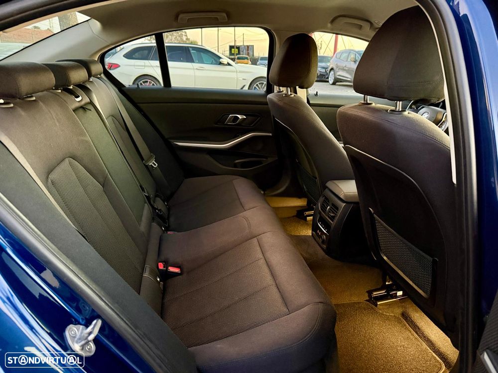 BMW 330 e Auto - 20