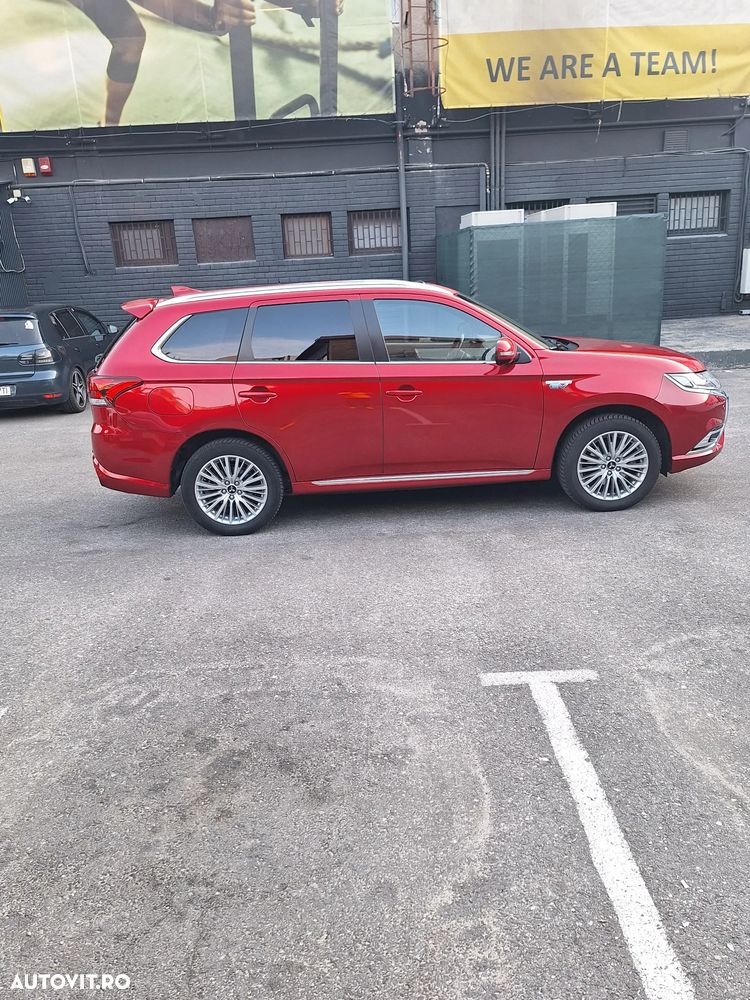 Mitsubishi Outlander 2.4 4WD - 8