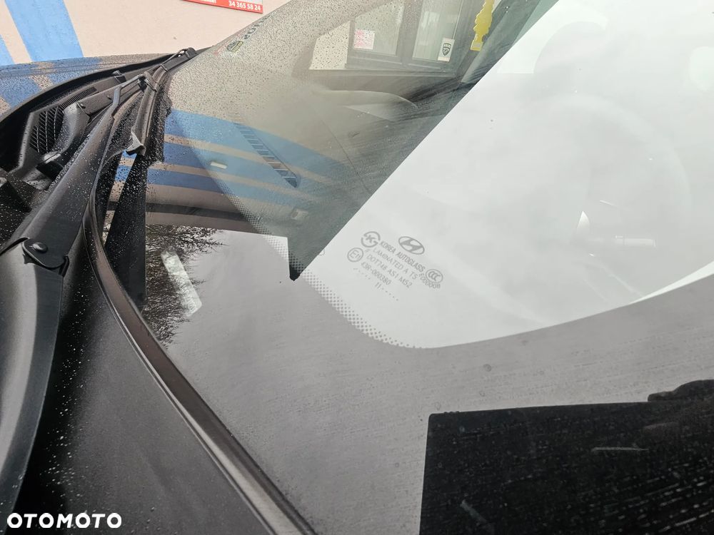 Hyundai ix35 1.7 CRDi 2WD blue Finale Gold - 30