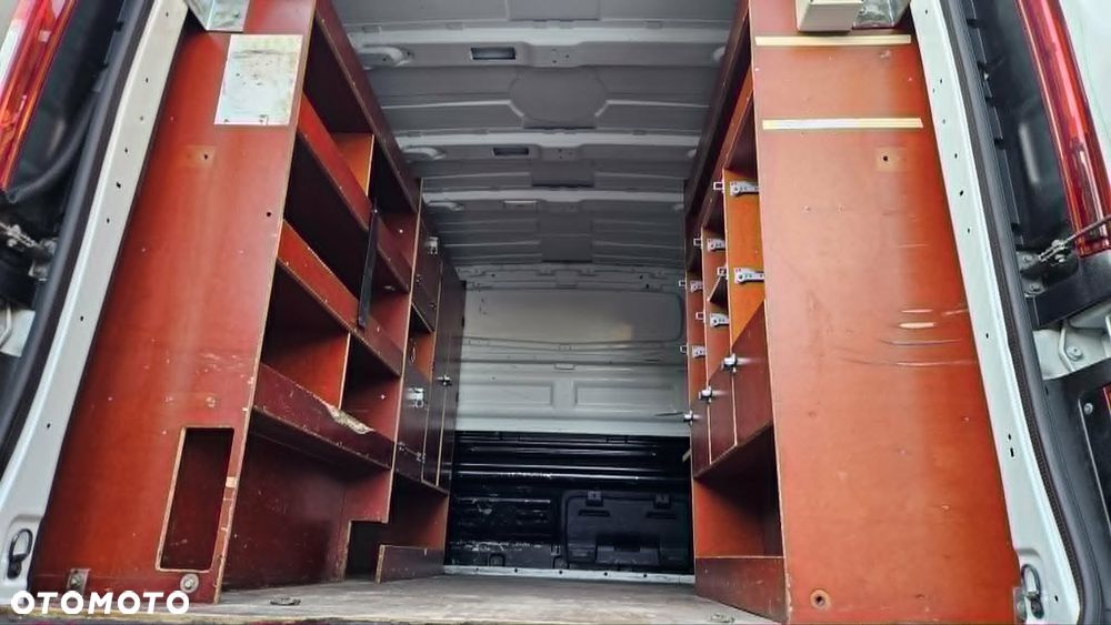 Renault TRAFIC - 9
