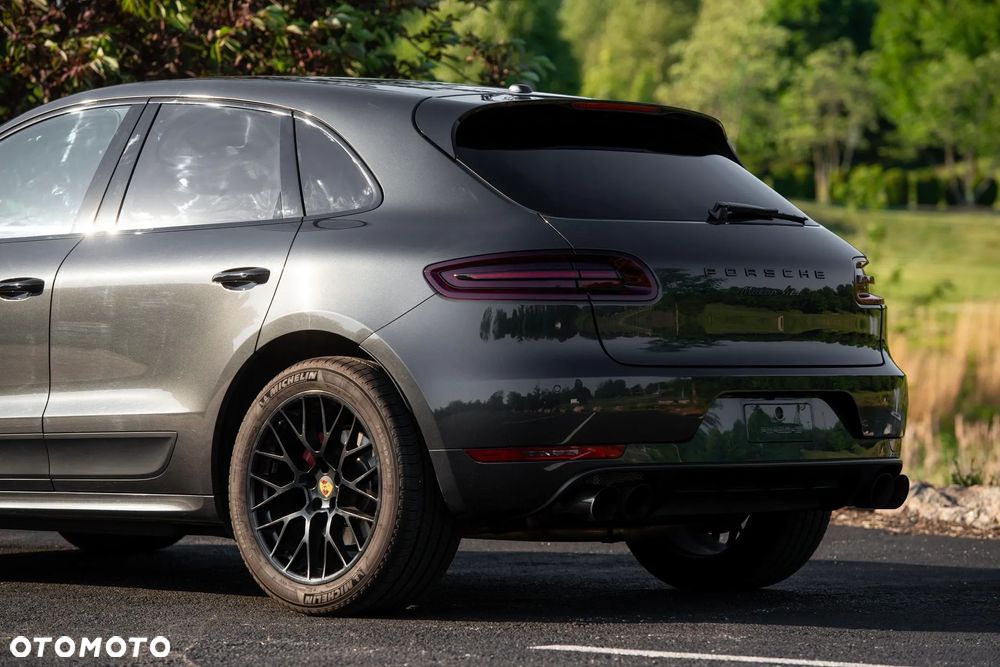 Porsche Macan Standard - 10
