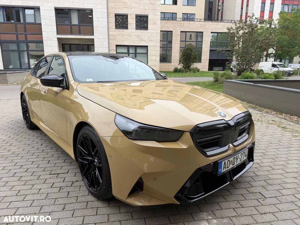 BMW M5 M550i xDrive AT - 1