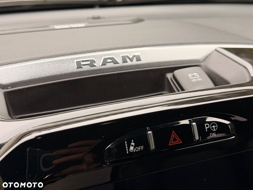 RAM 1500 5.7 Crew Cab Shortbed Laramie Sport - 27