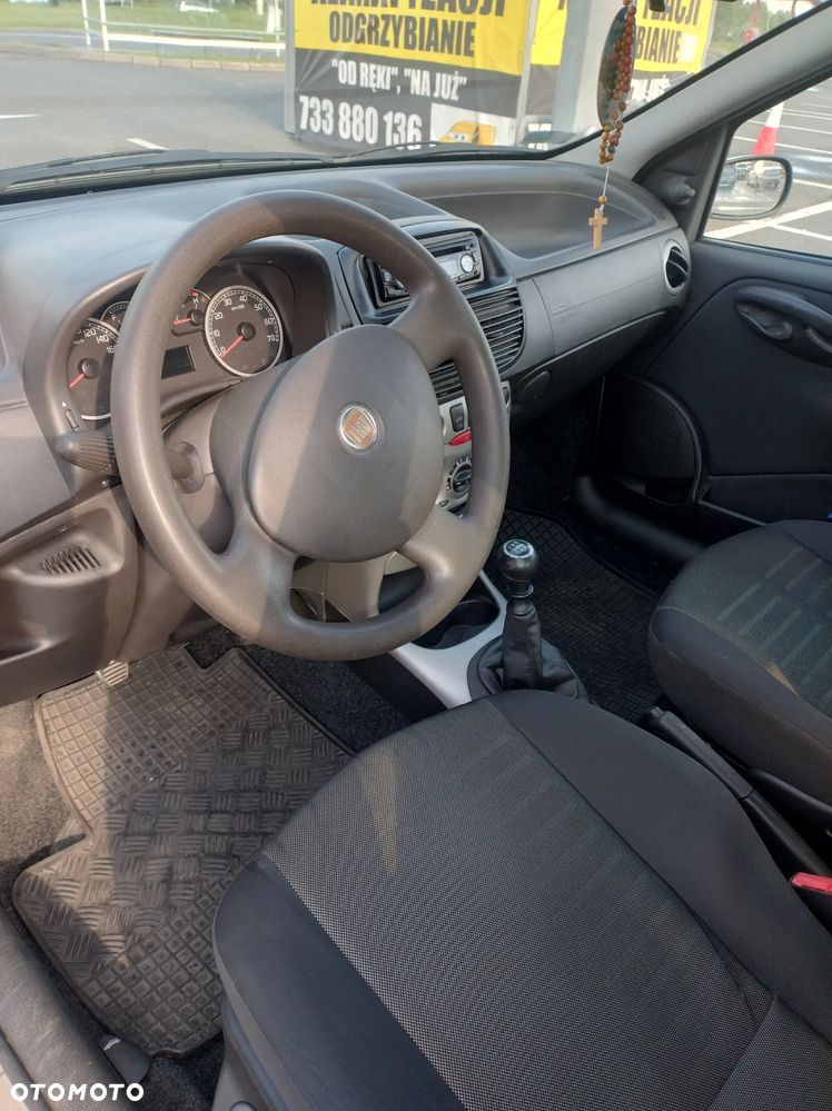 Fiat Punto - 9