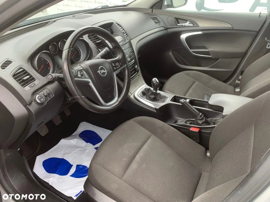 Opel Insignia 2.0 CDTI Sports Tourer - 6
