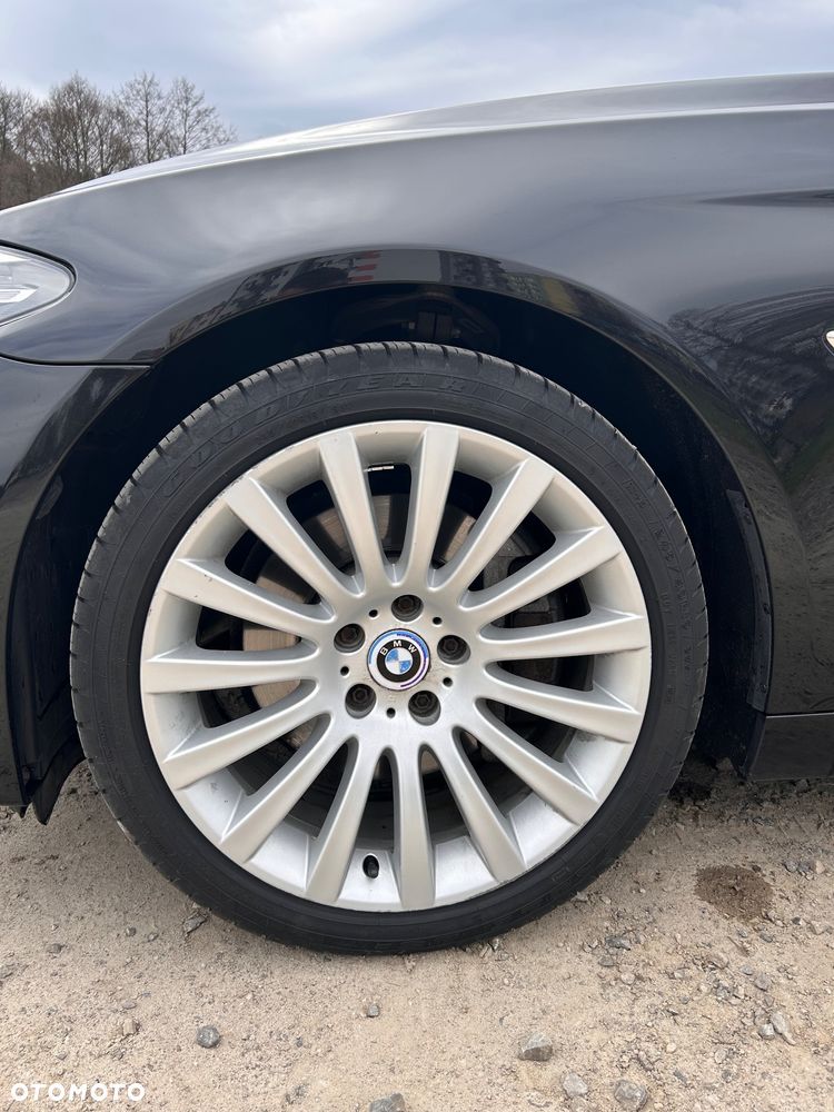 BMW Seria 5 530d xDrive Modern Line - 7