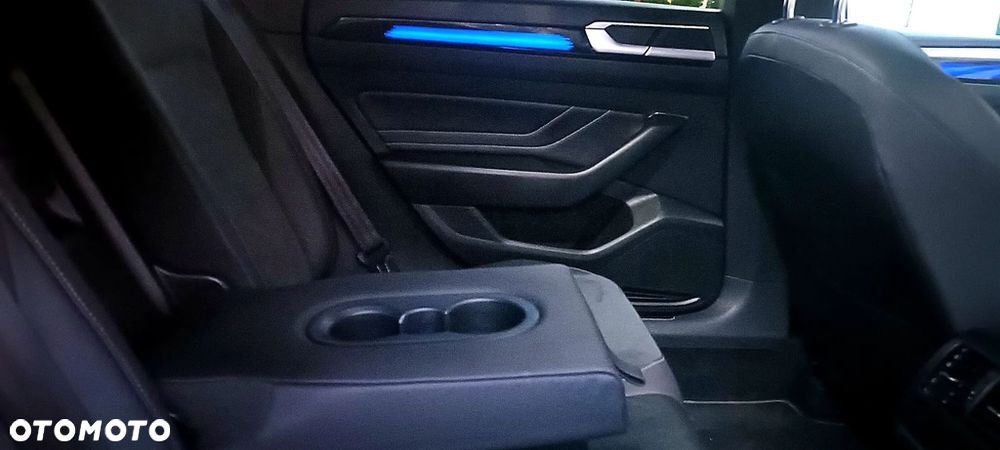 Volkswagen Arteon 2.0 TDI R-Line DSG - 18