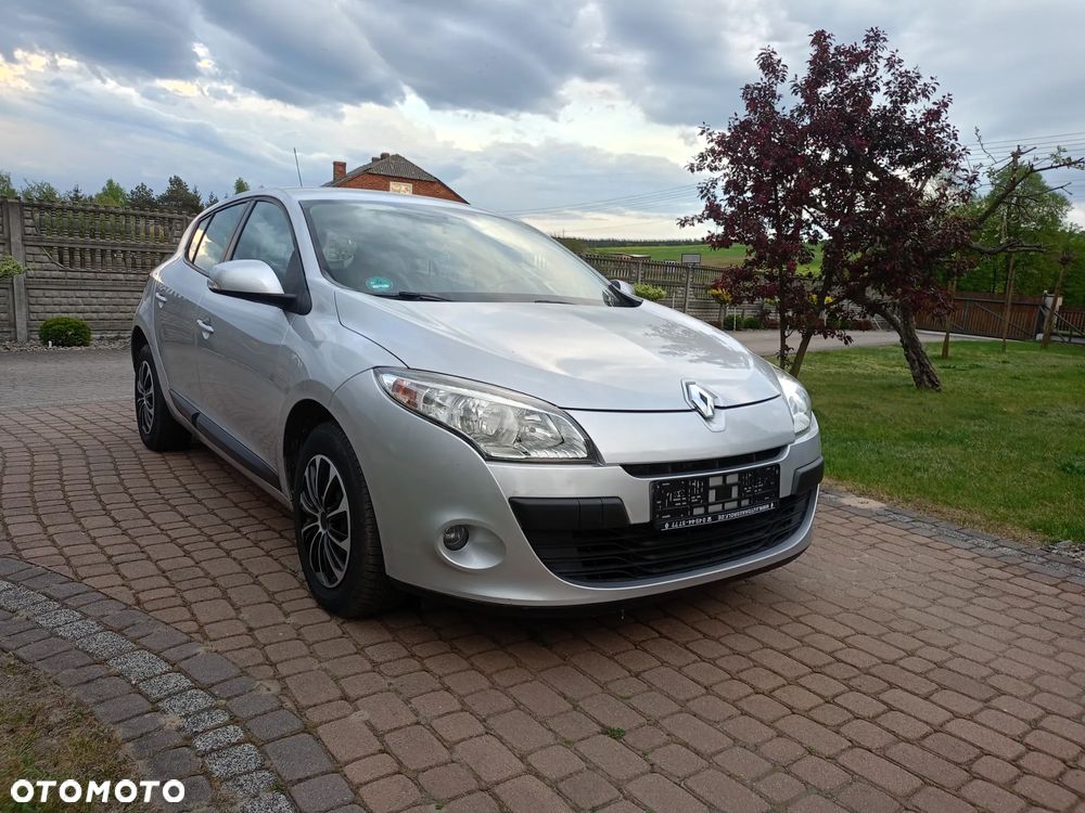 Renault Megane 1.6 16V 100 Expression - 1