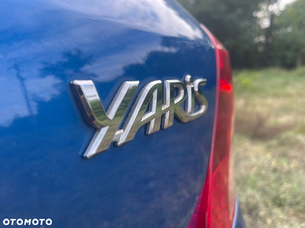 Toyota Yaris 1.3 Sol - 25