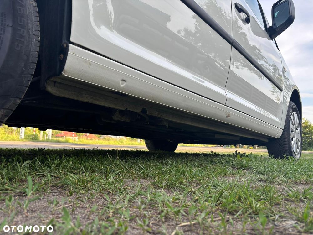 Volkswagen Caddy - 10