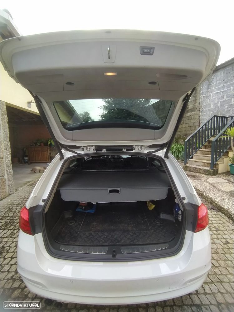 BMW 320 d Aut. Sport Line - 7