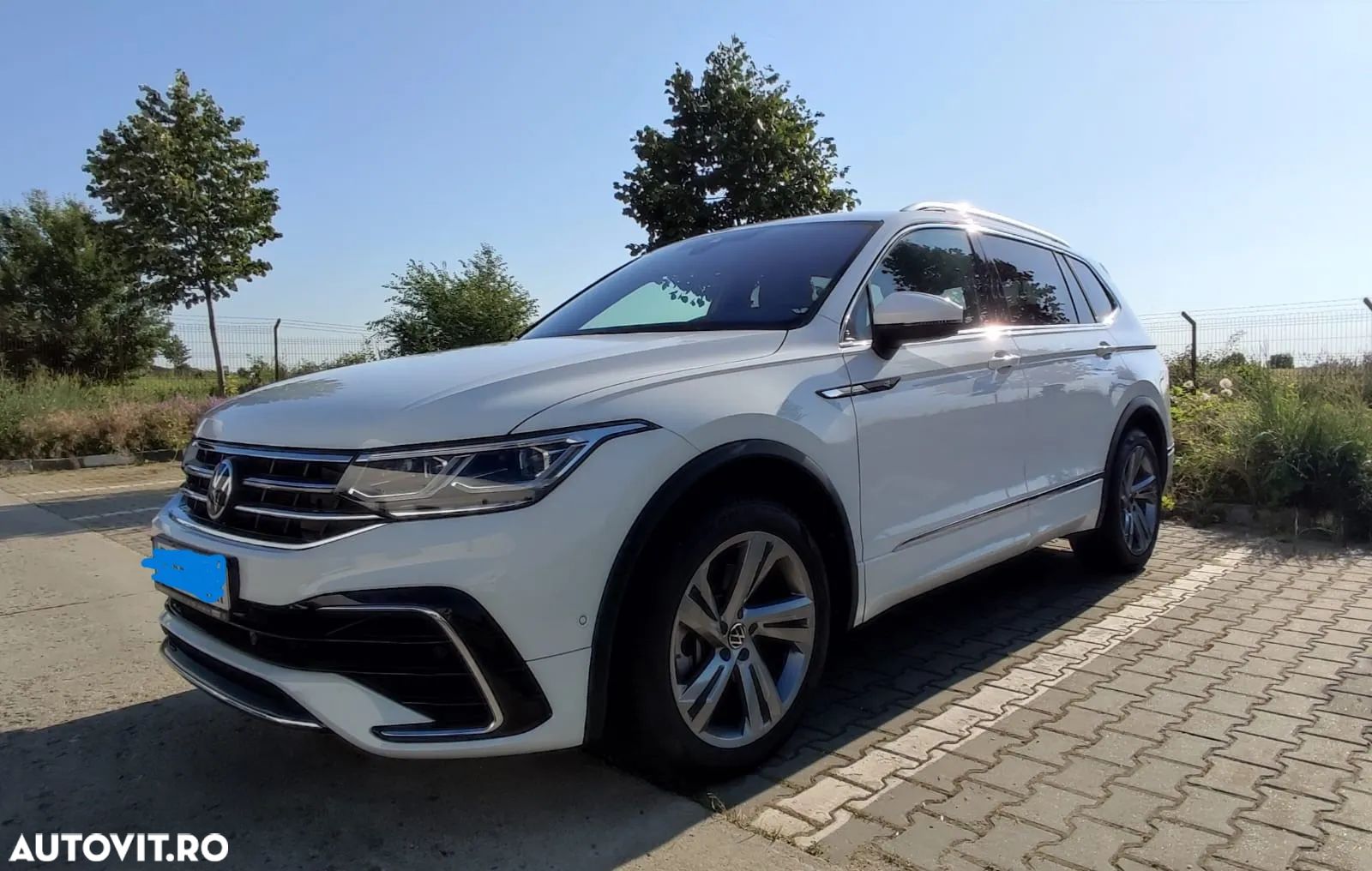 Volkswagen Tiguan Allspace 2.0 TSI 4Mot DSG R-Line - 1