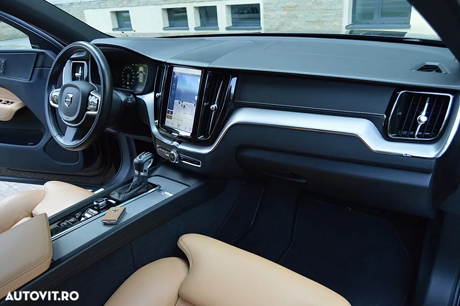 Volvo XC 60 B5 MHEV AT8 AWD Inscription - 27