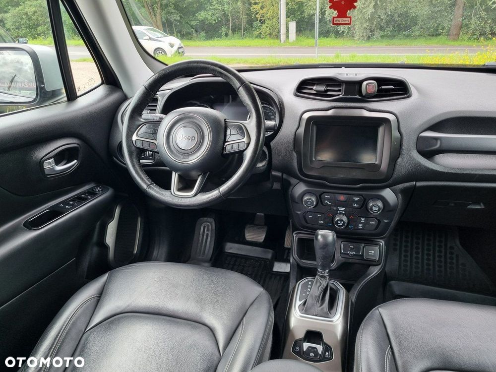 Jeep Renegade - 16