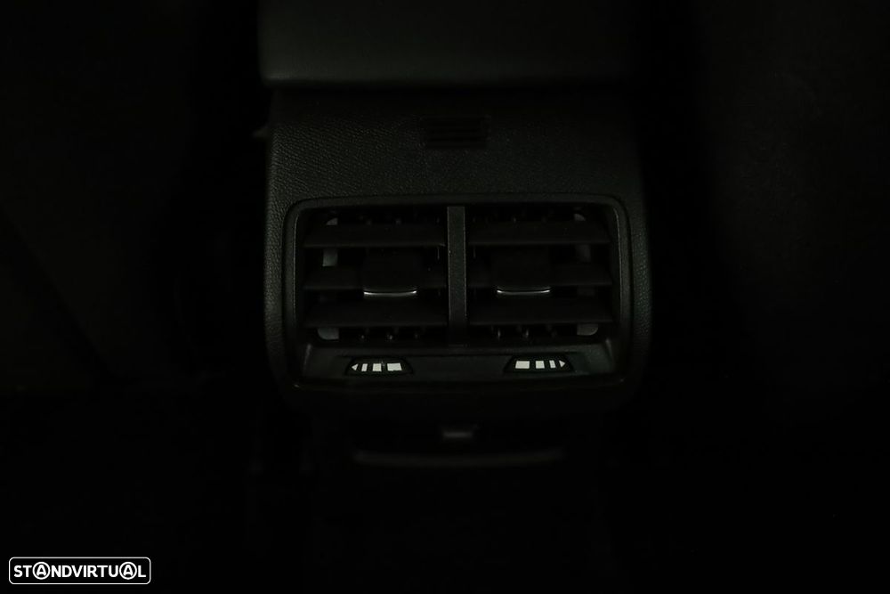 Citroën C4 1.2 PureTech Plus EAT8 - 23