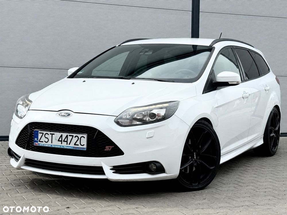 Ford Focus 2.0 EcoBoost ST mit Leder-Sport-Paket - 3