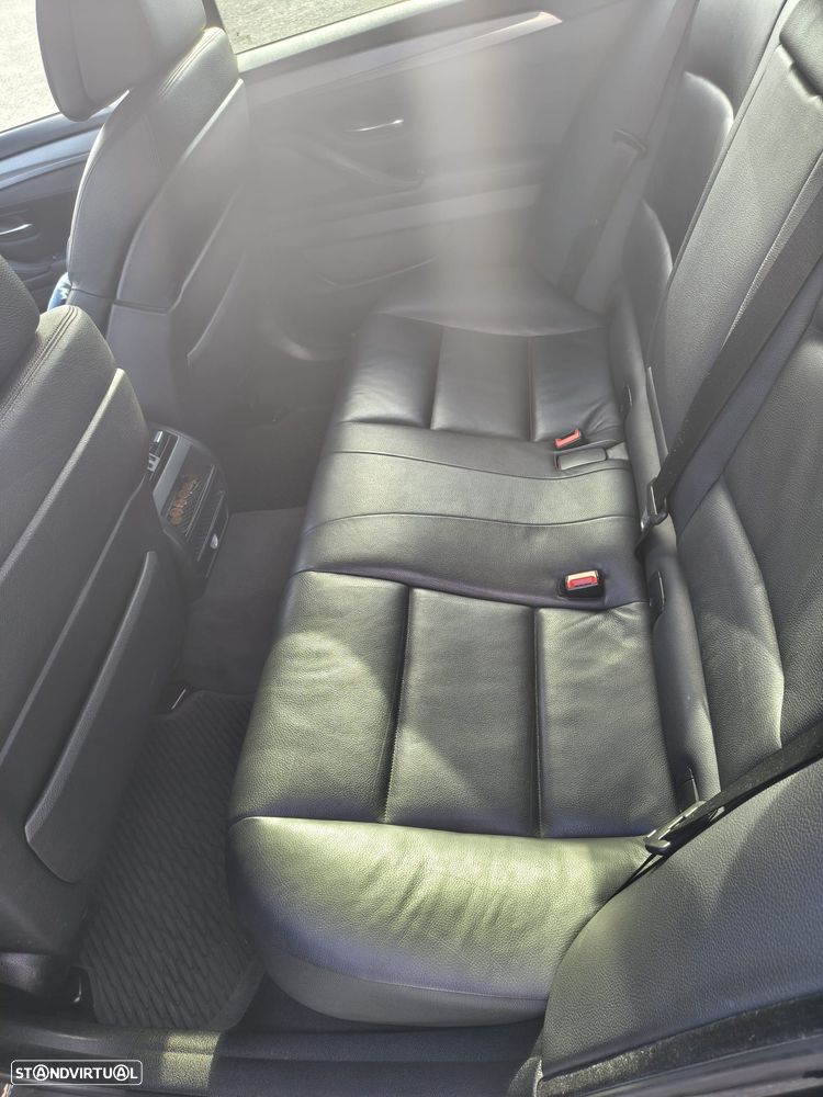 BMW 525 d Pack M Auto - 26