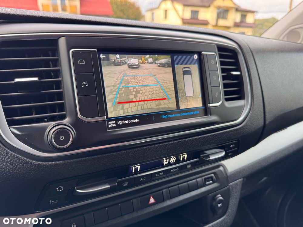 Peugeot Expert Jumpy Scudo Proace Brygadówka 6 osób - 30