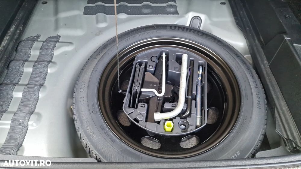 DS Automobiles DS 7 Crossback - 32