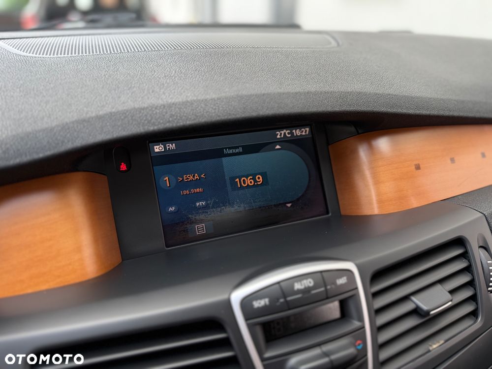 Renault Laguna 2.0T Initiale - 36