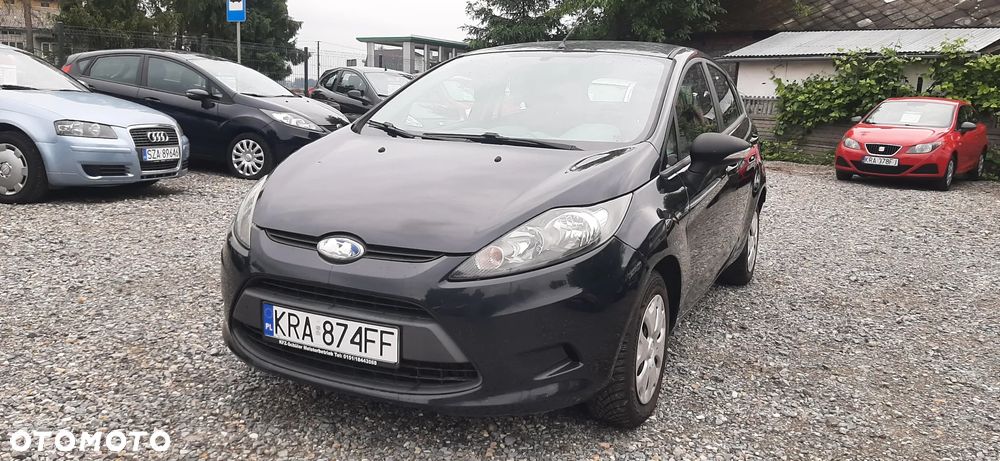 Ford Fiesta - 25