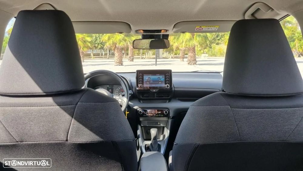 Toyota Yaris - 14