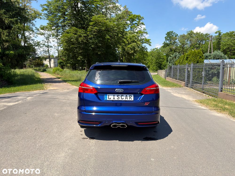 Ford Focus 2.0 TDCi ST mit Leder-Sport-Paket - 4