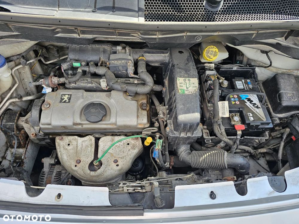 Peugeot 1007 75 Filou - 28