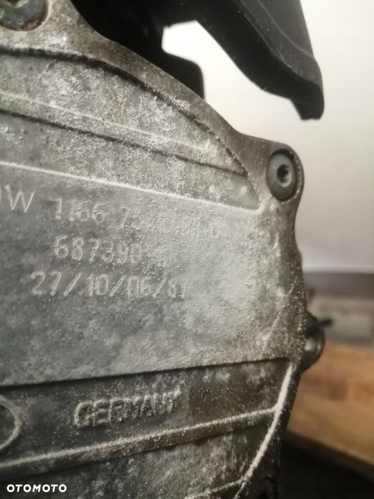 POMPA PRÓŻNIOWA BMW E90 E46 1,8-2,0 01-12 VAKU