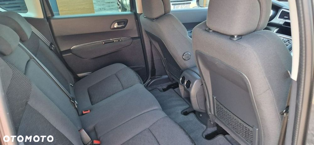 Peugeot 3008 - 23