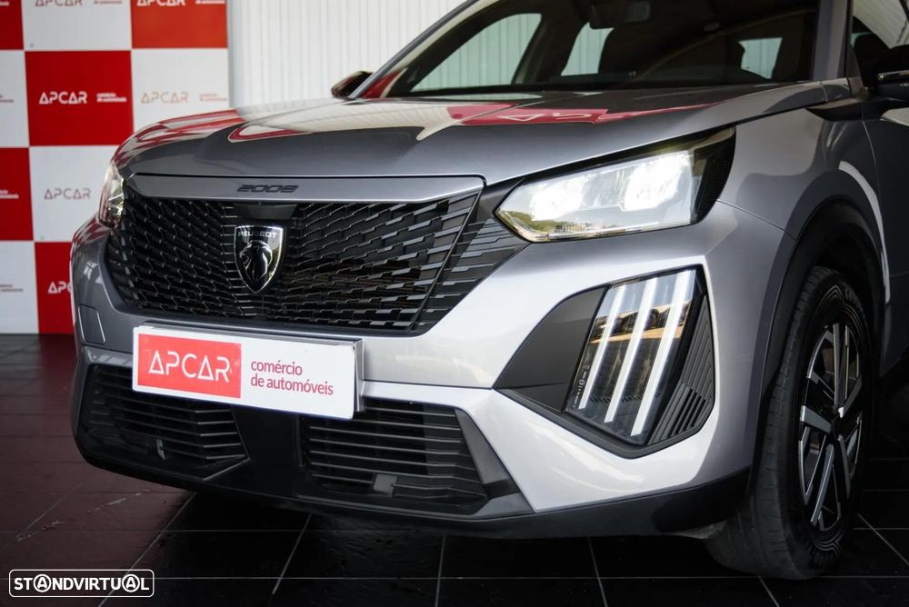 Peugeot 2008 1.2 PureTech Active - 19