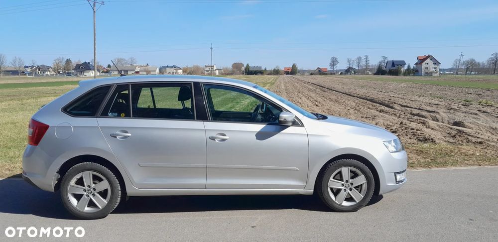 Skoda RAPID ver-1-6-tdi-dpf-ambition - 6