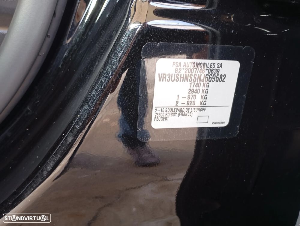 Peugeot 2008 PureTech 130 EAT8 Active Pack - 3