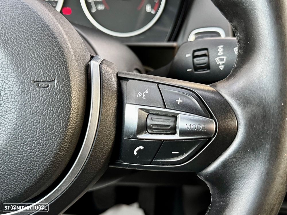 BMW 116 d Line Sport - 24