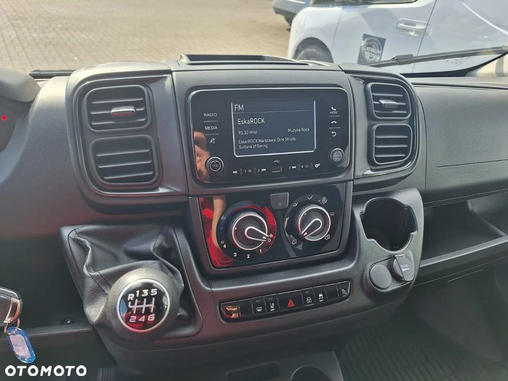 Fiat Ducato L4H2 brygadówka / doka / 7 osób / hak 3t / kamera / czujniki / nowa buda - 15