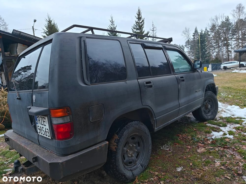 Isuzu Trooper - 12