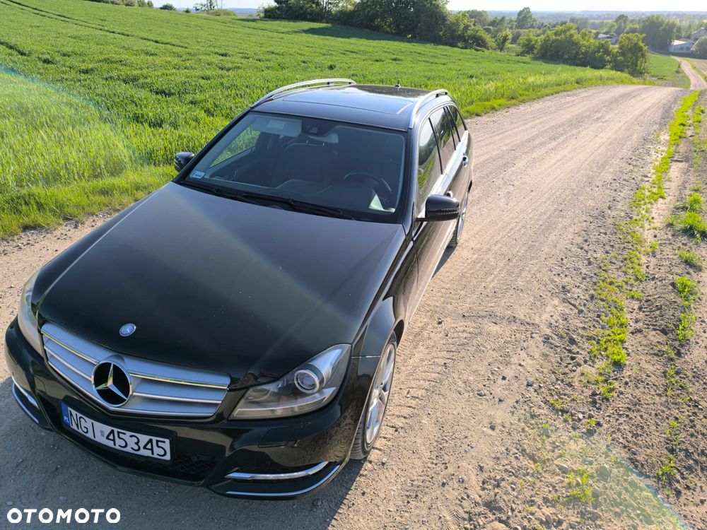 Mercedes-Benz Klasa C 300 CDI BlueEff 4-Matic Elegance - 2