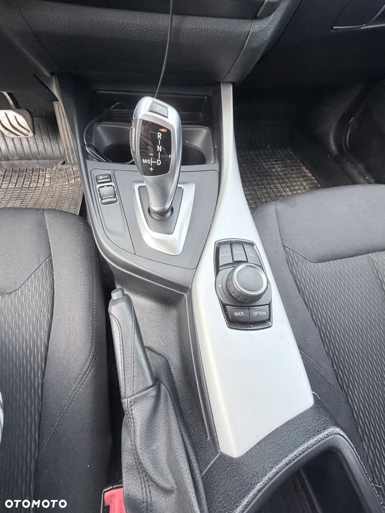 BMW Seria 1 - 9