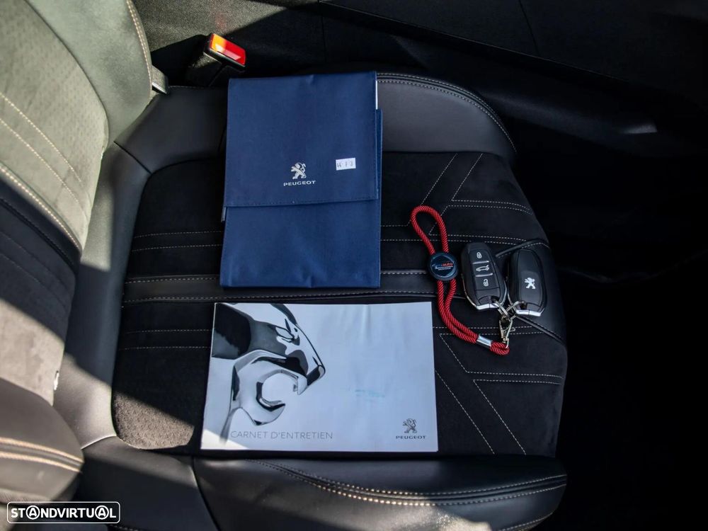 Peugeot 3008 1.5 BlueHDi GT EAT8 - 36