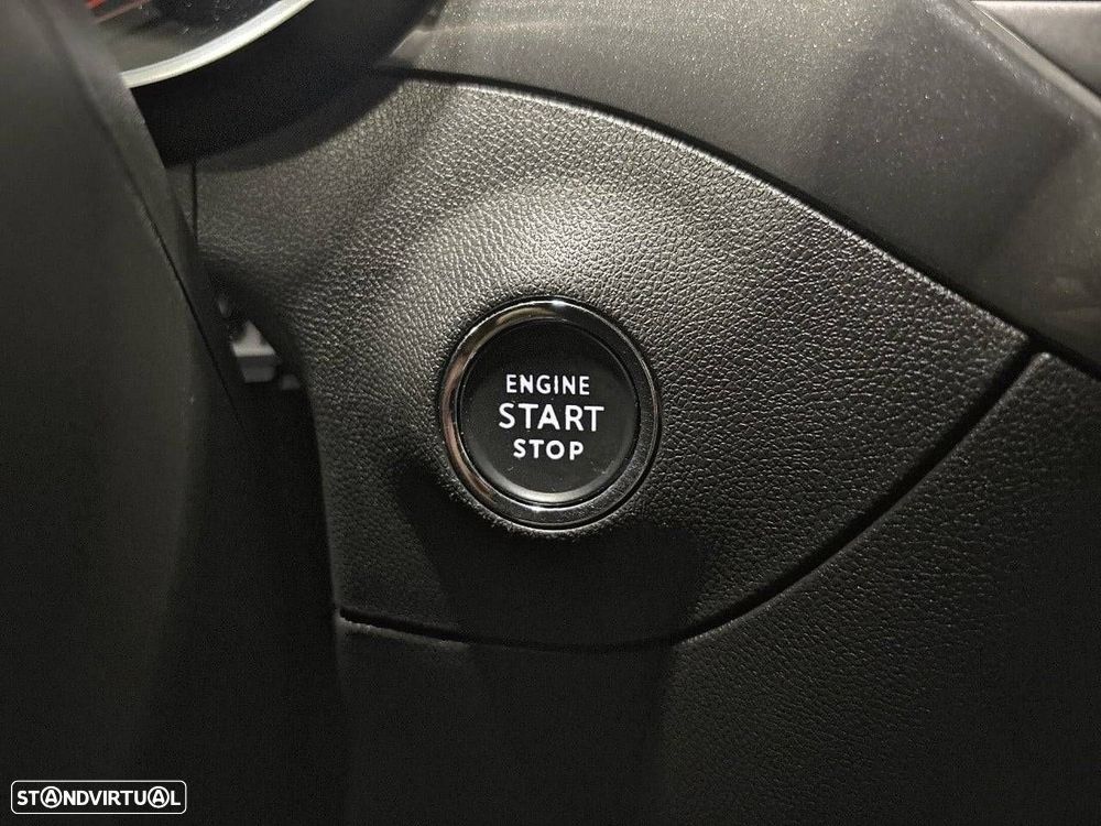 Opel Crossland X - 21