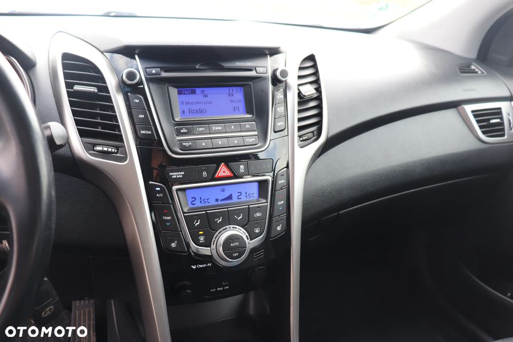 Hyundai i30 i30cw 1.6 CRDi Intro Edition - 18