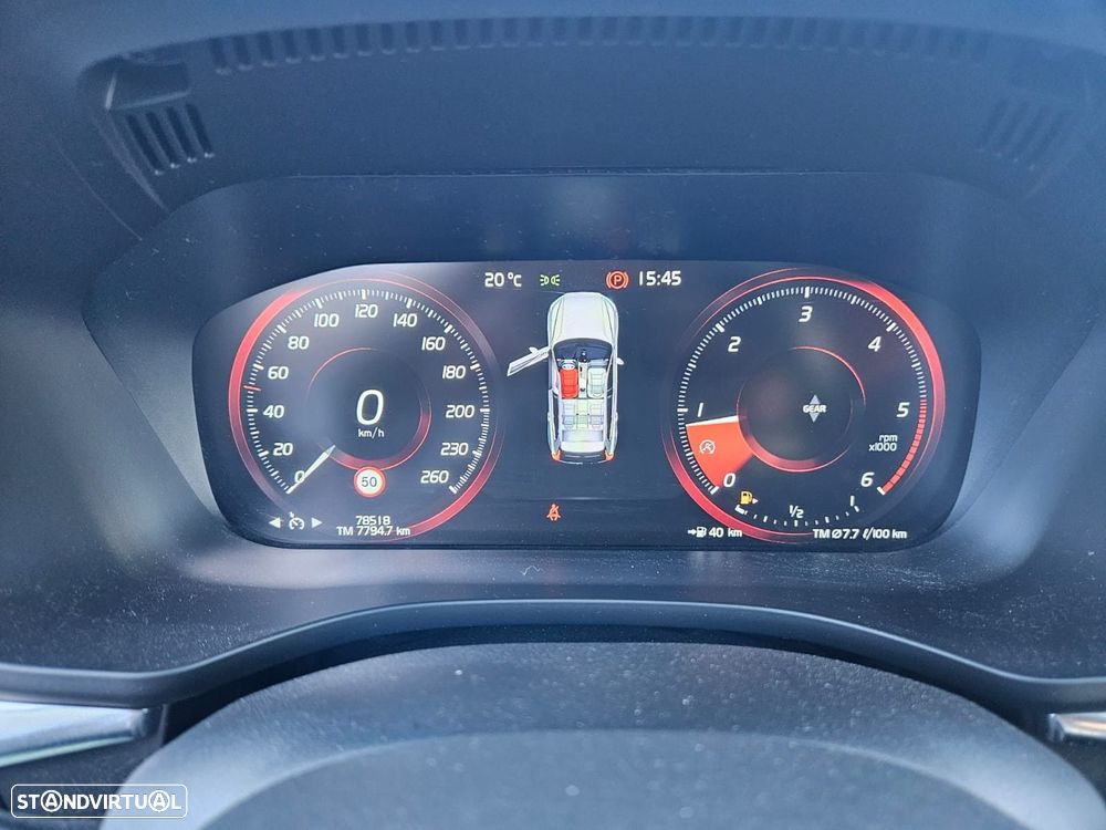 Volvo XC 60 2.0 D4 Momentum - 25