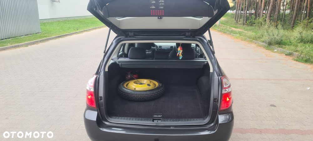 Subaru Legacy - 11
