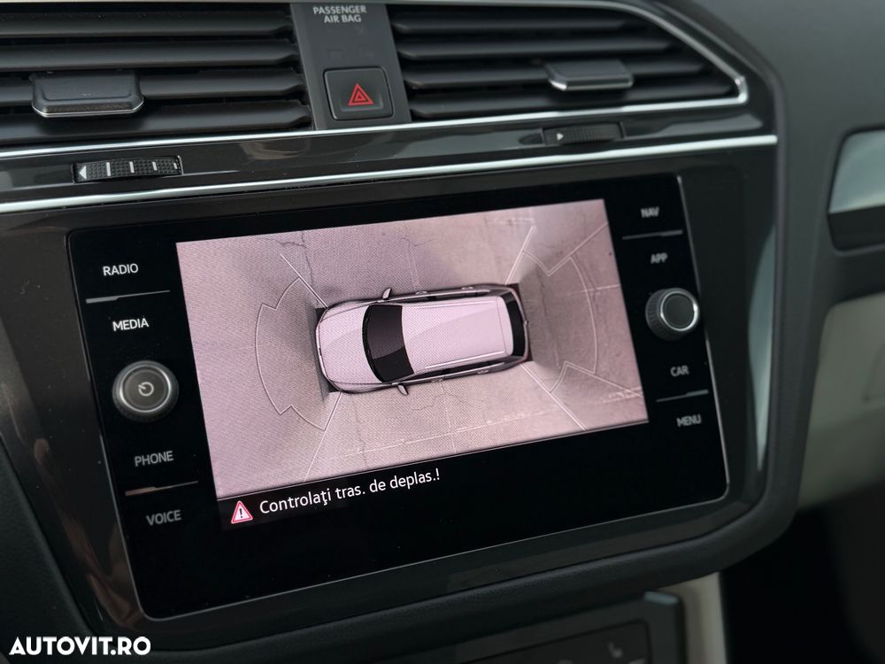 Volkswagen Tiguan 2.0 TDI SCR 4Motion DSG Highline - 29