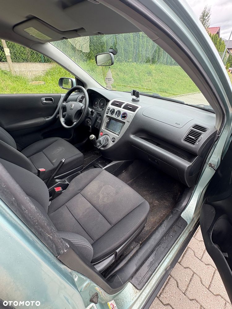 Honda Civic 1.4i - 18