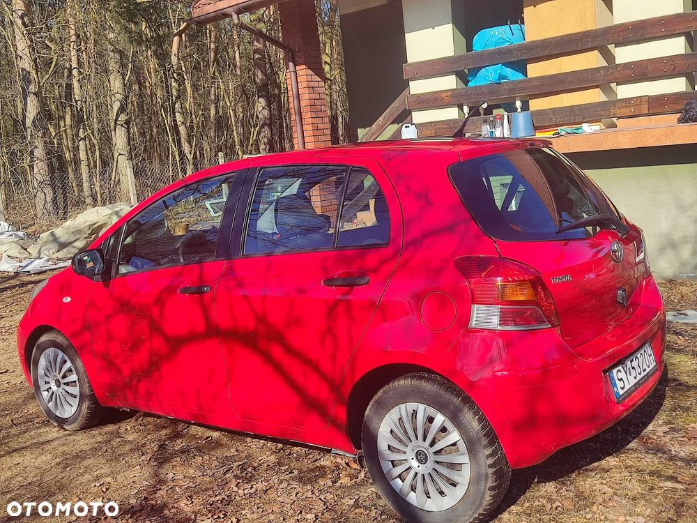 Toyota Yaris 1.33 2010 - 3