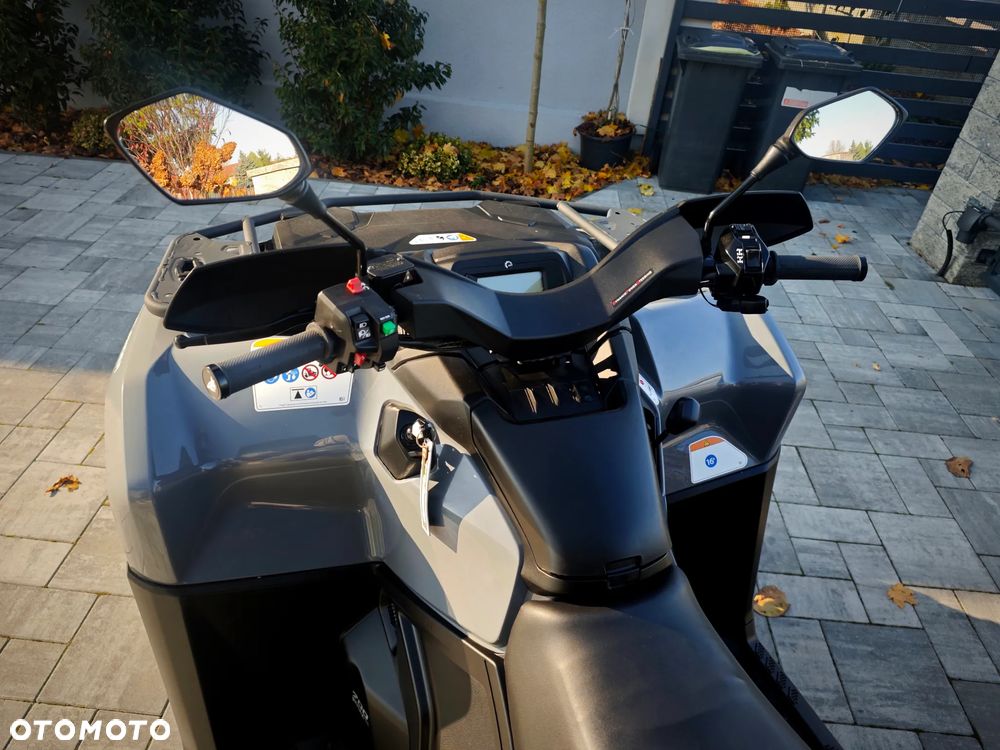 Can-Am Outlander Max - 9