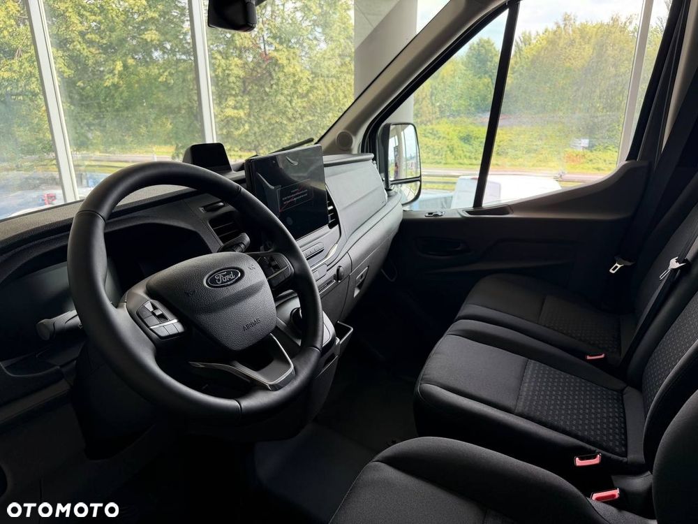 Ford Transit - 8