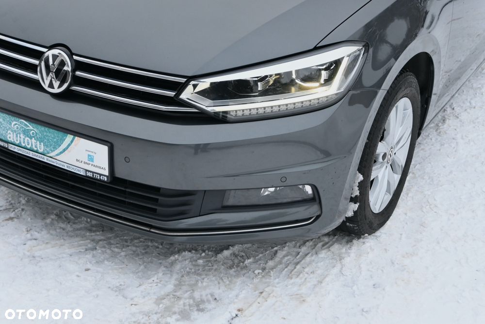 Volkswagen Touran 2.0 TDI SCR Highline - 39