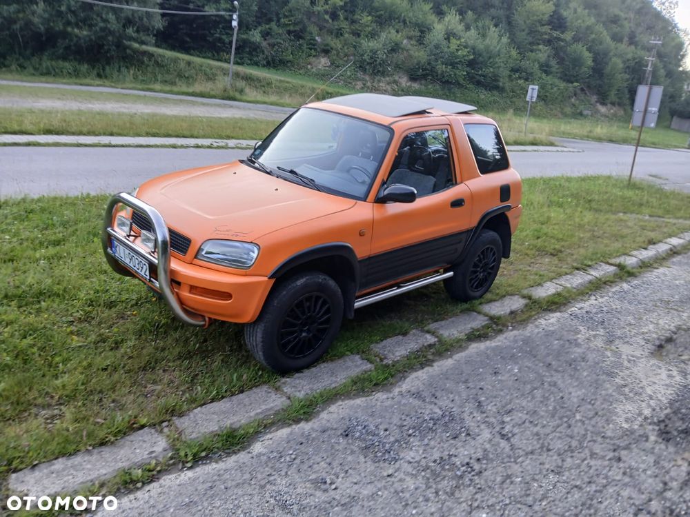 Toyota RAV4 2.0 - 14